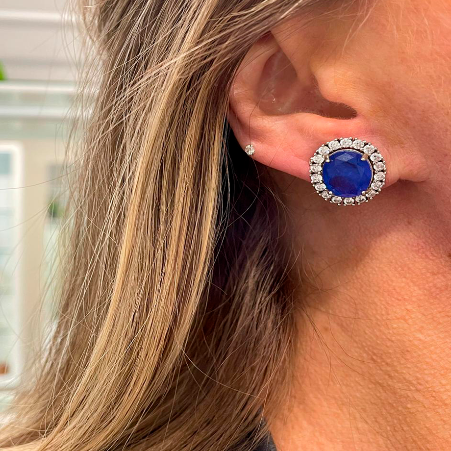 Brinco Oval Princess em Prata 925 com Banho Ródio Branco, Pedra Safira Fusion e zircônias